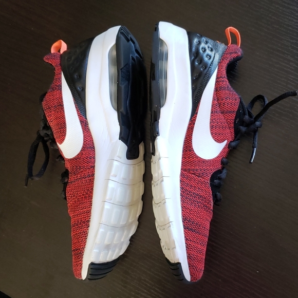 Nike Air shoes - Picture 5 of 9